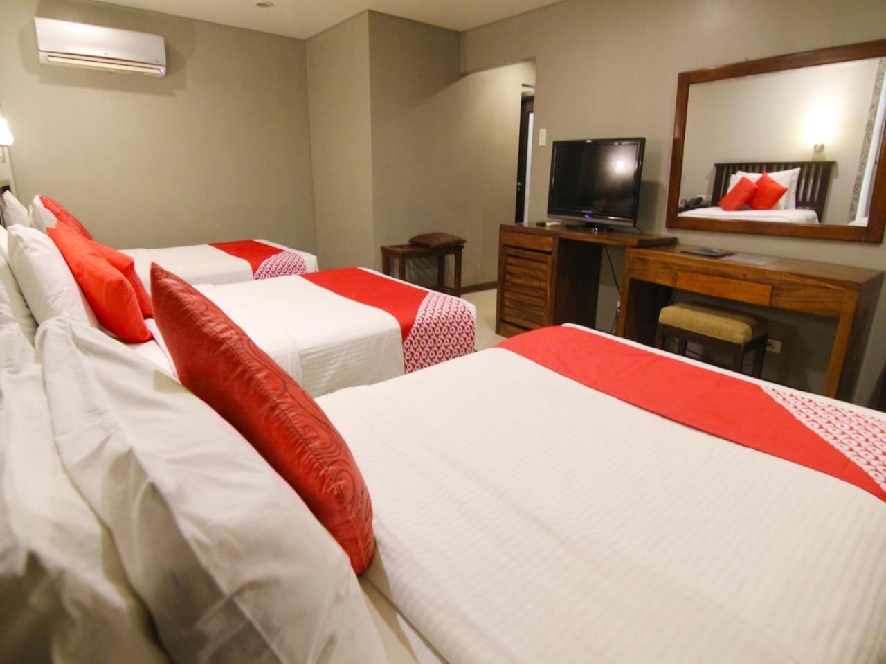 Oyo 103 Artina Suites Hotel Makati City Exteriér fotografie