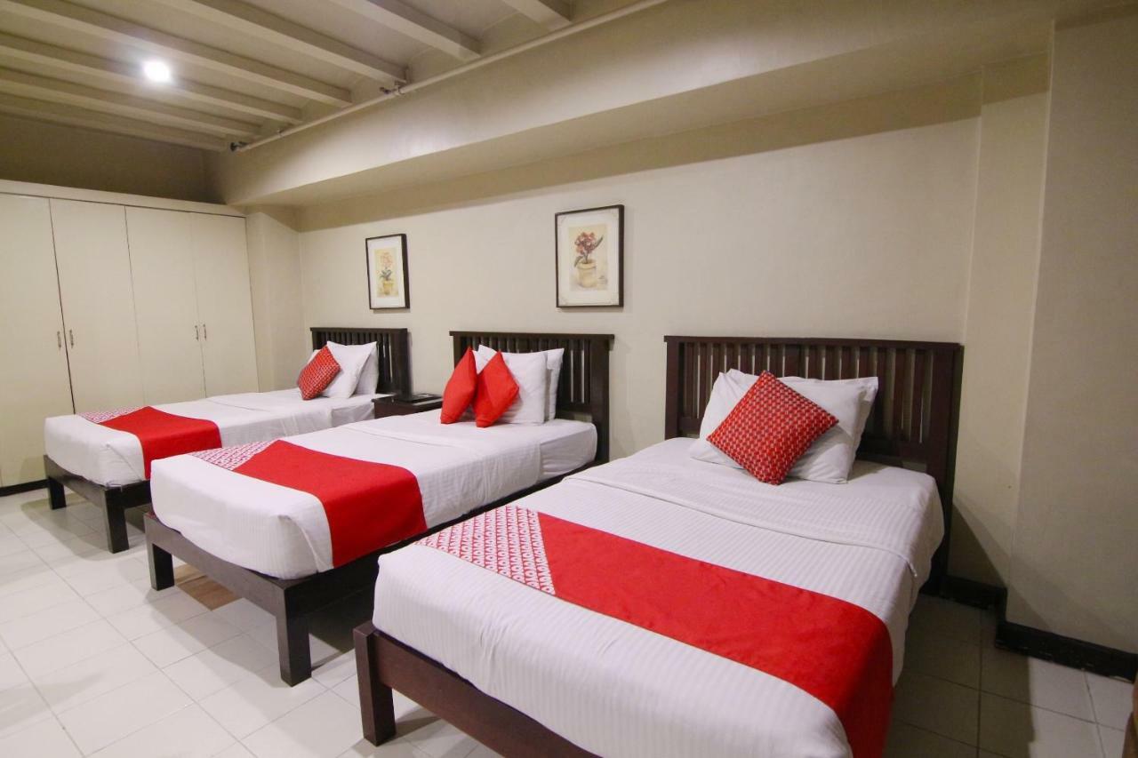 Oyo 103 Artina Suites Hotel Makati City Exteriér fotografie